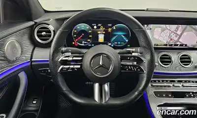 Mercedes-Benz E-Class, 2022