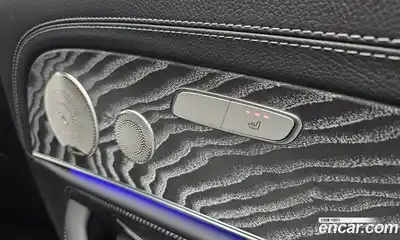 Mercedes-Benz E-Class 2022 2.0 Автомат в Москве № 141500, миниатюра 12