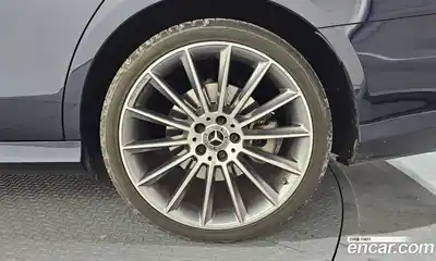 Mercedes-Benz E-Class 2022 2.0 Автомат в Москве № 141500, миниатюра 5