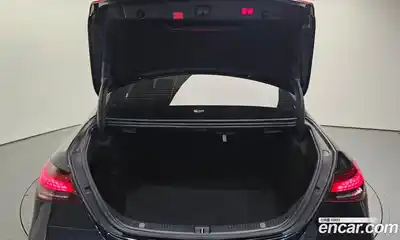 Mercedes-Benz E-Class 2022 2.0 Автомат в Москве № 141500, миниатюра 9