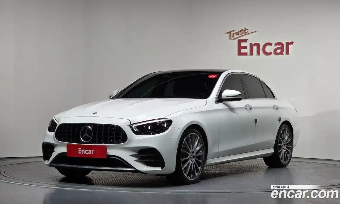 Mercedes-Benz E-Class 2021 2.0 Автомат в Москве № 141701, фото 3