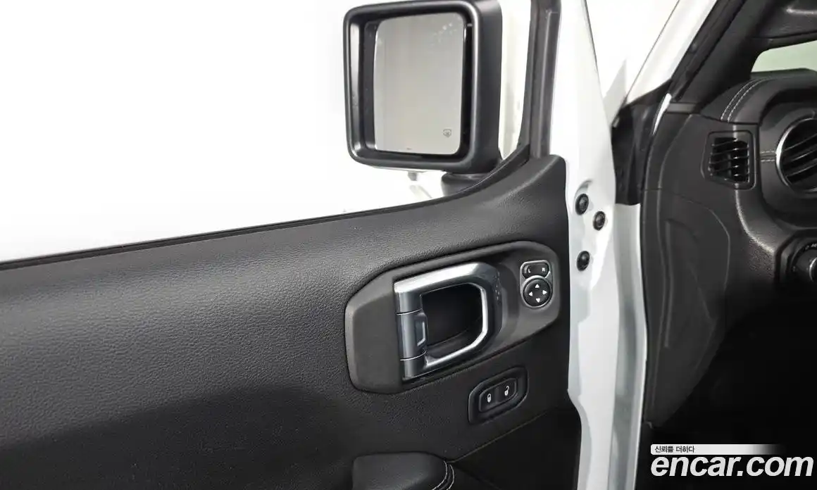 Jeep Wrangler 2022 2.0 Автомат в Москве № 145091, фото 6