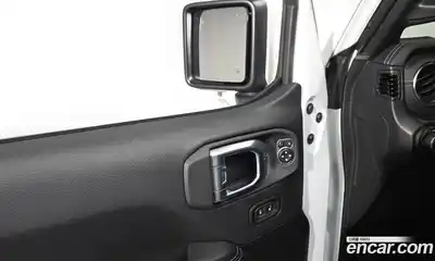 Jeep Wrangler 2022 2.0 Автомат в Москве № 145091, миниатюра 6