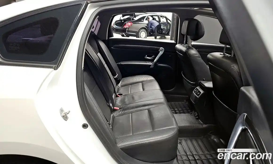 Renault SM7 2016 2.5 Автомат в Москве № 147966, фото 4