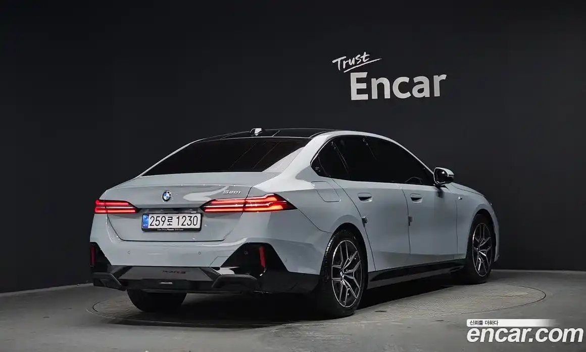 BMW 5-Series 2025 2.0 Автомат в Москве № 153246, фото 14