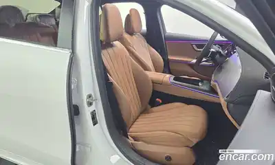 Mercedes-Benz E-Class 2025 2.0 Автомат в Москве № 160292, миниатюра 2