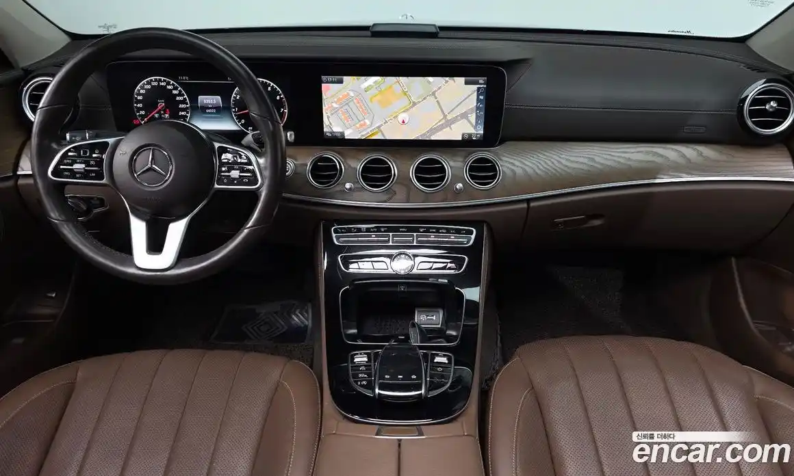 Mercedes-Benz E-Class 2019 2.0 Автомат в Москве № 160682, фото 18