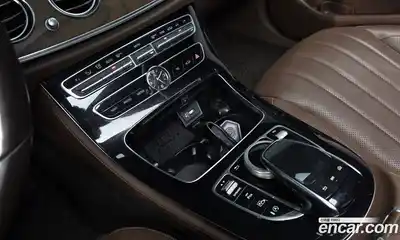 Mercedes-Benz E-Class 2019 2.0 Автомат в Москве № 160682, миниатюра 10