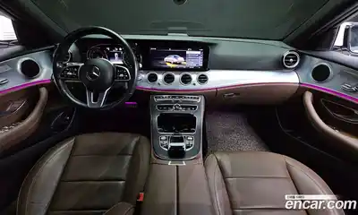 Mercedes-Benz E-Class 2020 2.0 Автомат в Москве № 160785, миниатюра 9