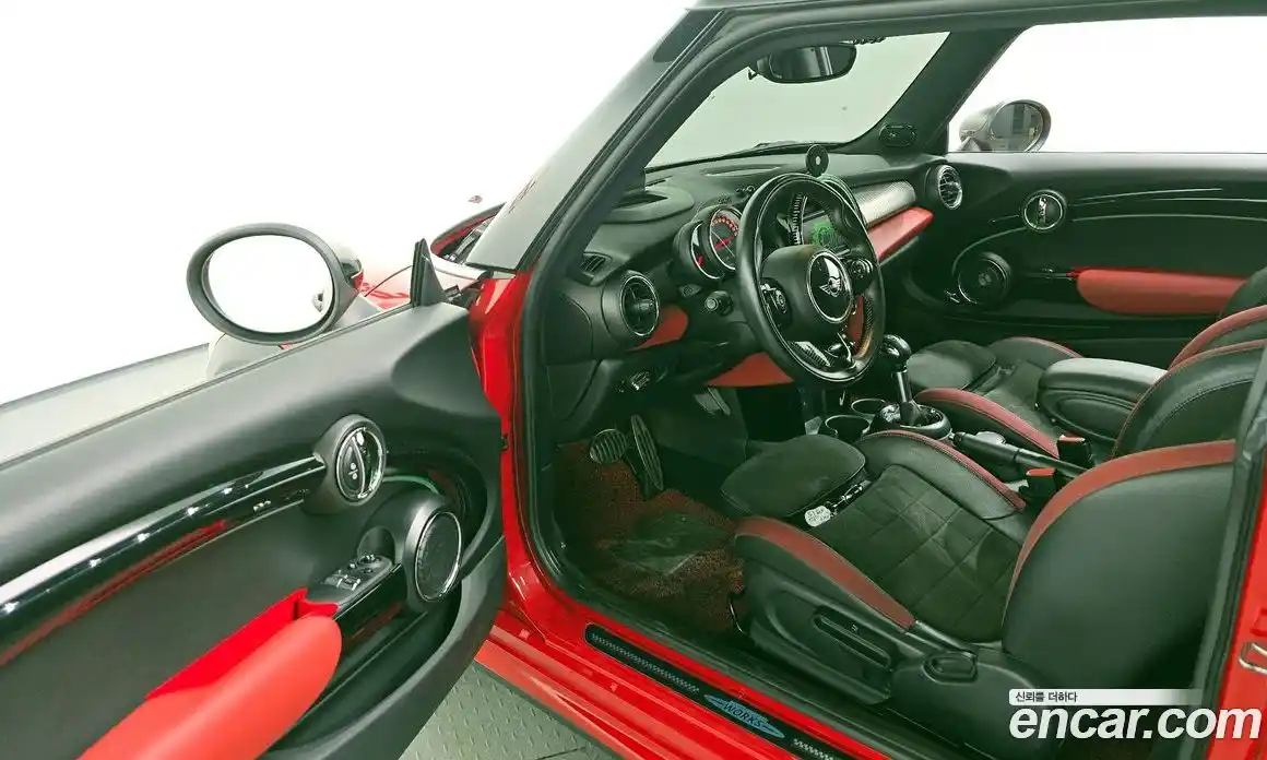 Mini Cooper 2019 2.0 Автомат в Москве № 161450, фото 20