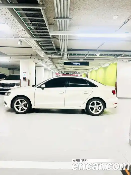 Audi A3 2015 1.8 Автомат в Москве № 162167, фото 5