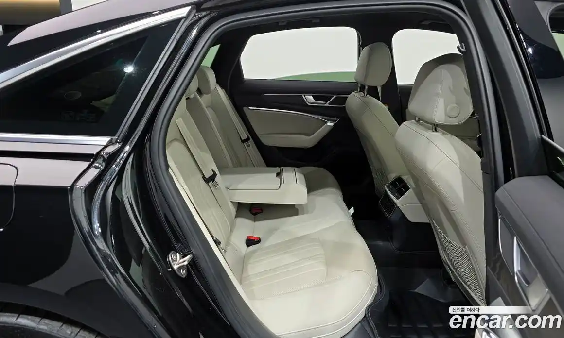 Audi A6 2023 2.0 Автомат в Москве № 162588, фото 11