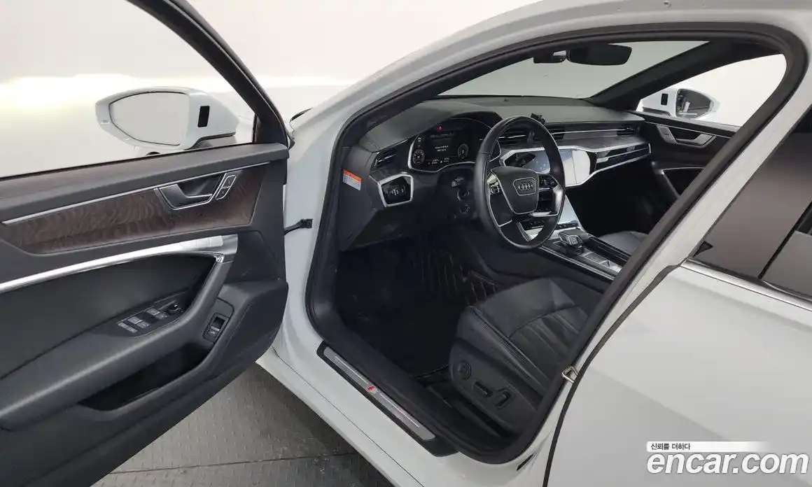 Audi A6 2023 2.0 Автомат в Москве № 162833, фото 17