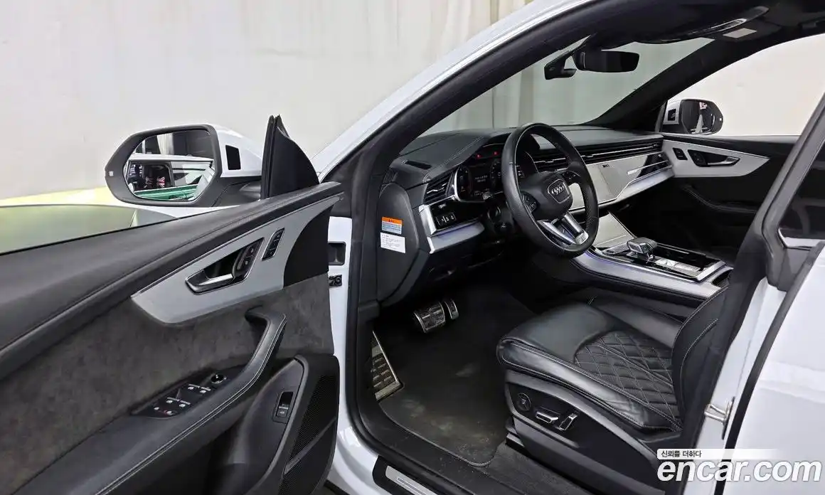 Audi Q8 2022 3.0 Автомат в Москве № 163013, фото 16