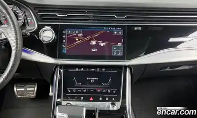 Audi Q8 2022 3.0 Автомат в Москве № 163013, миниатюра 7