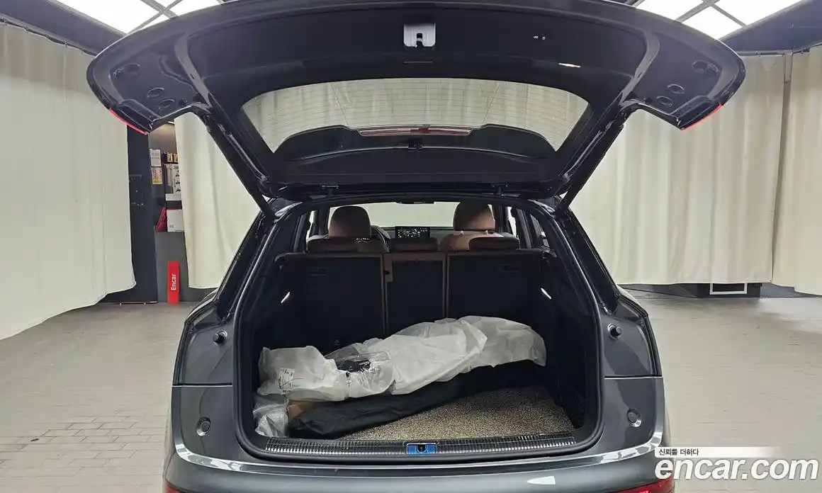 Audi Q5 2022 2.0 Автомат в Москве № 163019, фото 12