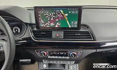 Audi Q5 2022 2.0 Автомат в Москве № 163019, миниатюра 5