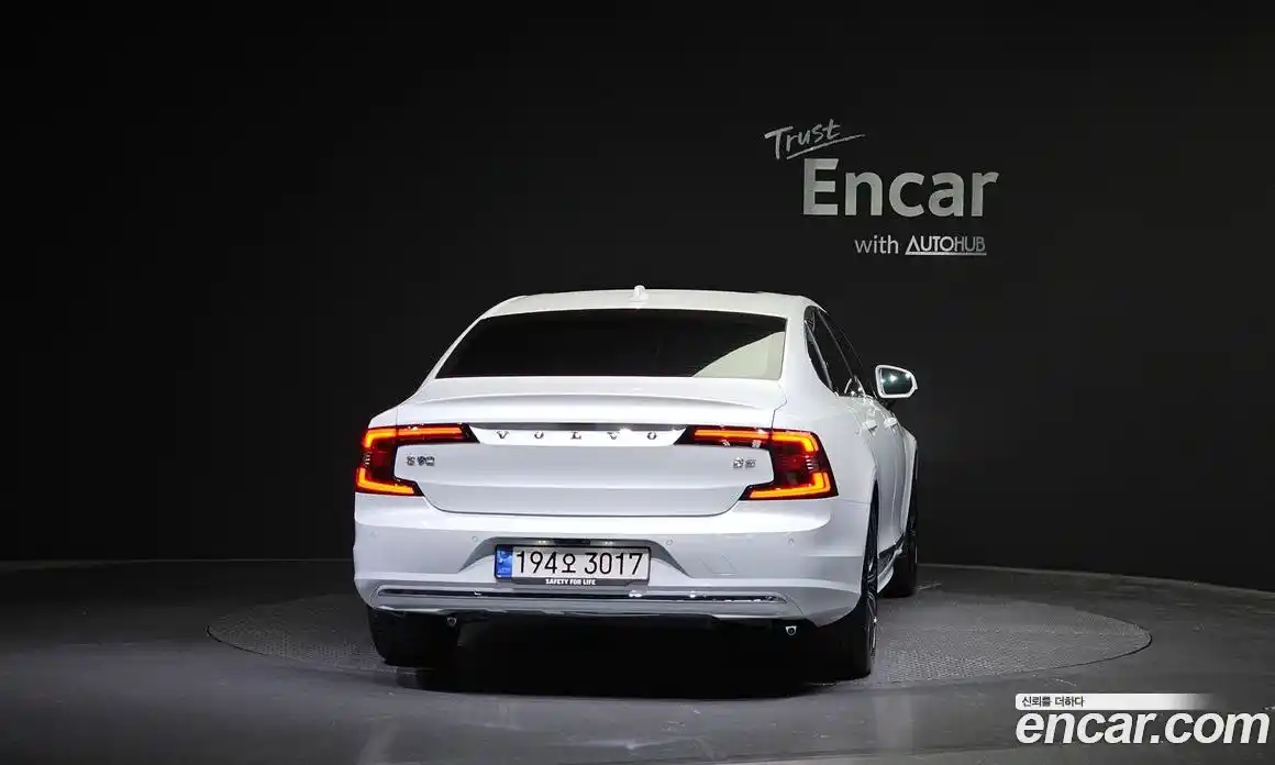 Volvo S90 2024 2.0 Автомат в Москве № 164140, фото 11