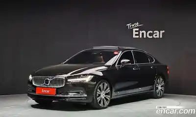 Volvo S90, 2023