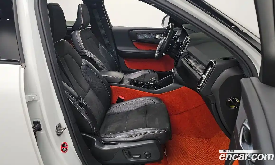 Volvo XC40 2019 2.0 Автомат в Москве № 164660, фото 16