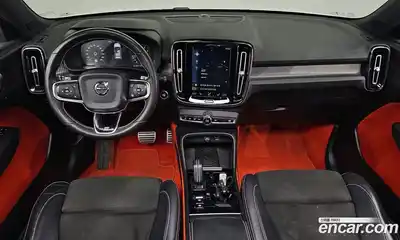 Volvo XC40 2019 2.0 Автомат в Москве № 164660, миниатюра 4