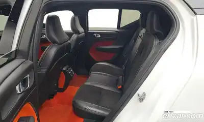 Volvo XC40 2019 2.0 Автомат в Москве № 164660, миниатюра 6