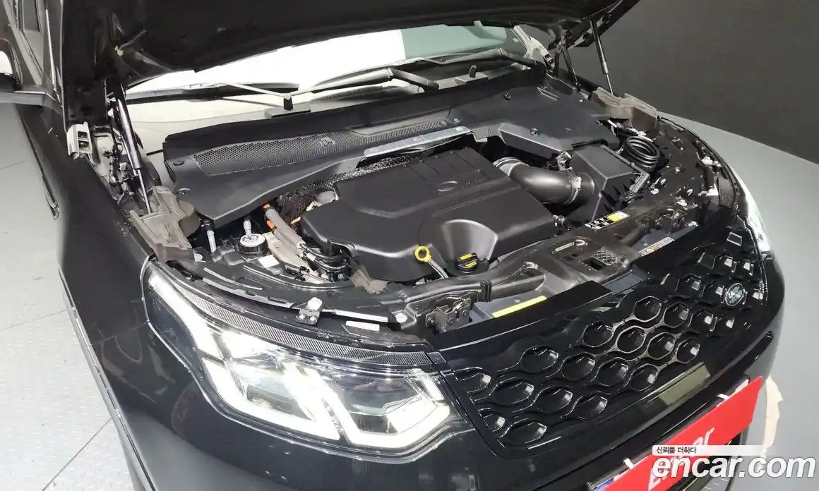 Land Rover Discovery Sport 2024 2.0 Автомат в Москве № 166048, фото 19