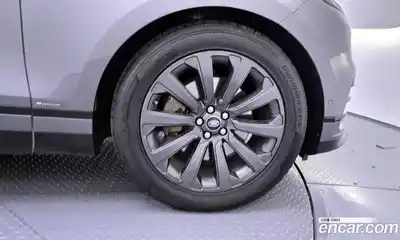 Land Rover Range-Rover Velar 2019 3.0 Автомат в Москве № 166410, миниатюра 5