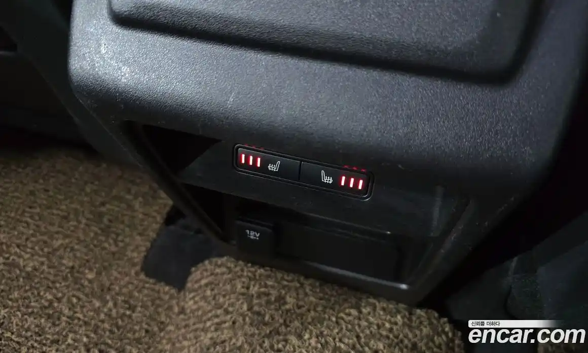 Land Rover Discovery Sport 2016 2.0 Автомат в Москве № 166673, фото 13