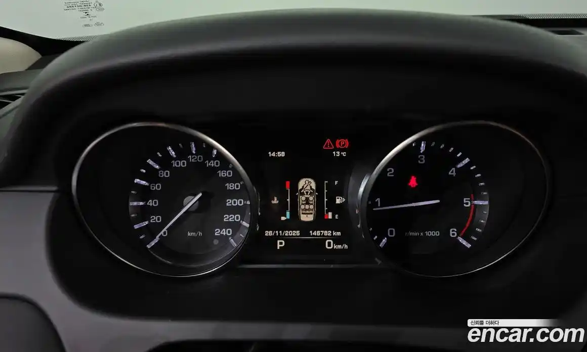 Land Rover Discovery Sport 2016 2.0 Автомат в Москве № 166673, фото 19