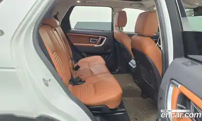 Land Rover Discovery Sport 2016 2.0 Автомат в Москве № 166673, миниатюра 6