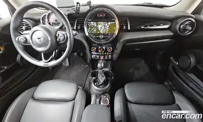 Mini Cooper 2019 1.5 Автомат в Москве № 167160, миниатюра 10