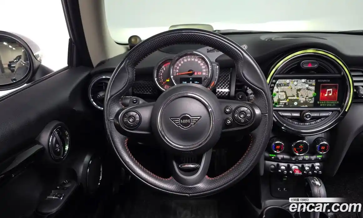 Mini Cooper 2019 2.0 Автомат в Москве № 167320, фото 12