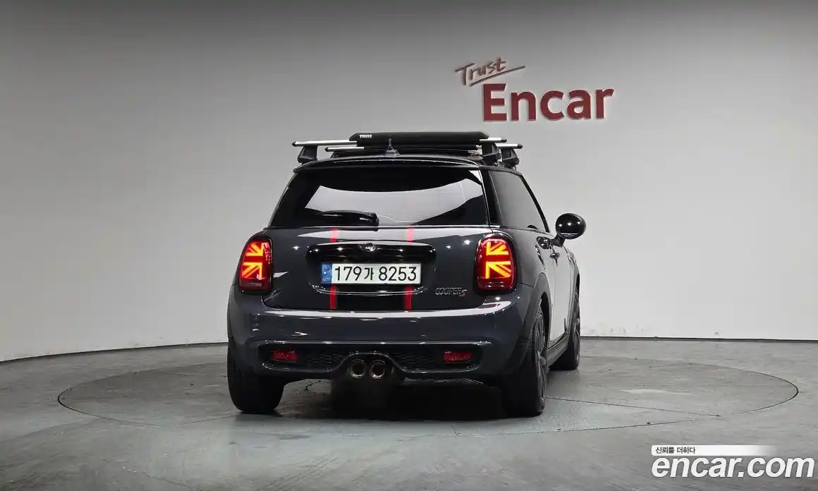 Mini Cooper 2019 2.0 Автомат в Москве № 167320, фото 17