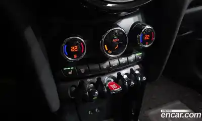 Mini Cooper 2019 2.0 Автомат в Москве № 167320, миниатюра 8