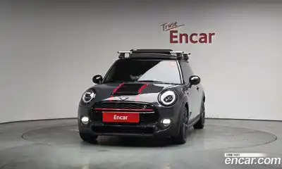 Mini Cooper 2019 2.0 Автомат в Москве № 167320, миниатюра 9