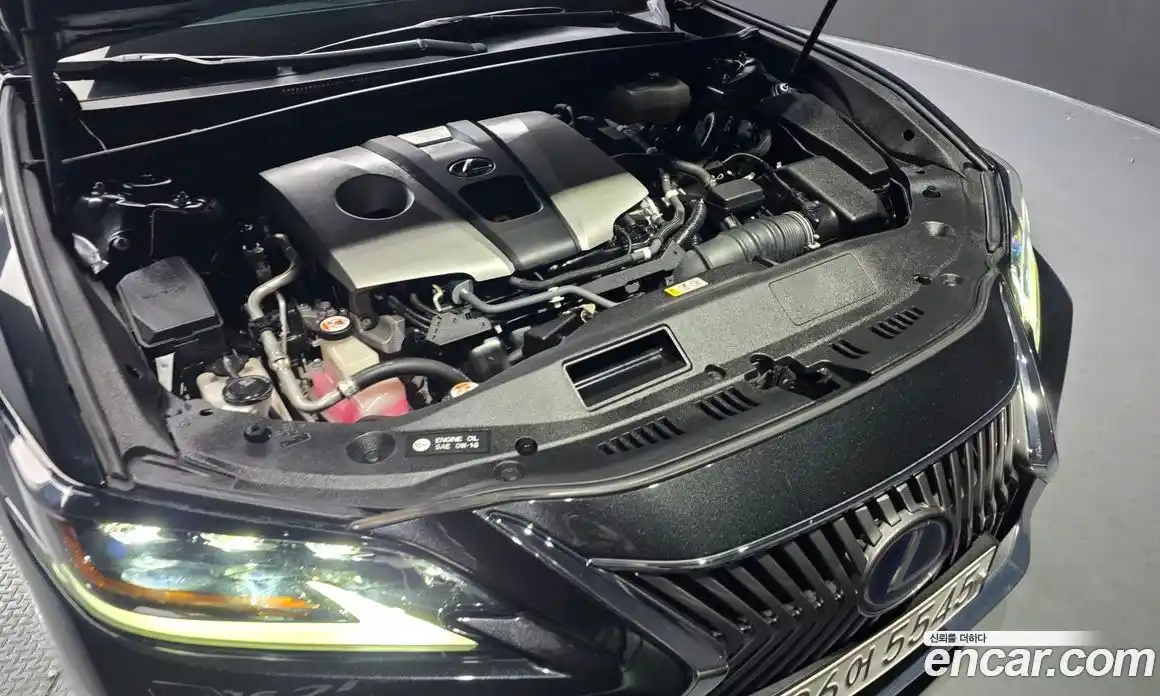 Lexus ES 2021 2.5 Автомат в Москве № 168258, фото 18