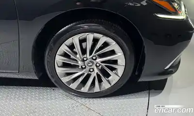 Lexus ES 2021 2.5 Автомат в Москве № 168258, миниатюра 8