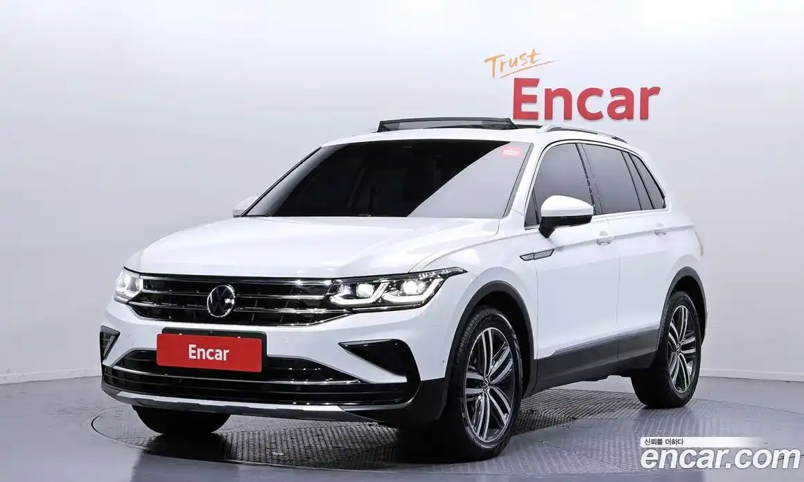 Volkswagen Tiguan 2022 2.0 Автомат в Москве № 168390, фото 6