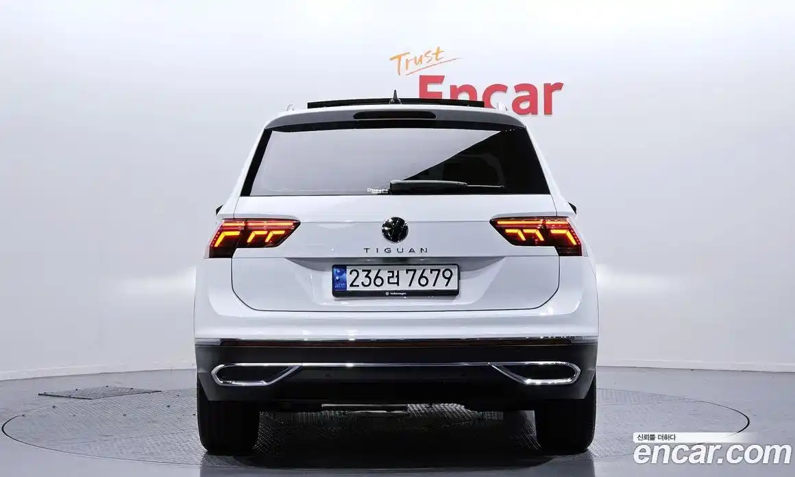 Volkswagen Tiguan 2022 2.0 Автомат в Москве № 168390, фото 10