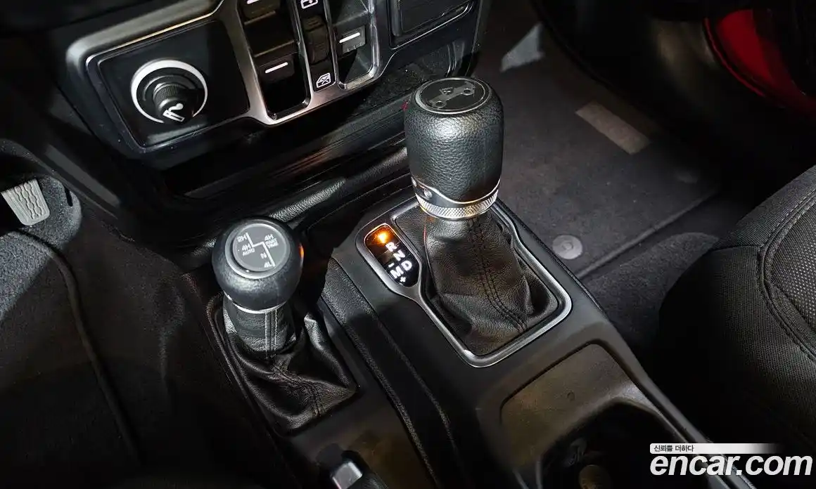 Jeep Wrangler 2019 2.0 Автомат в Москве № 169343, фото 18