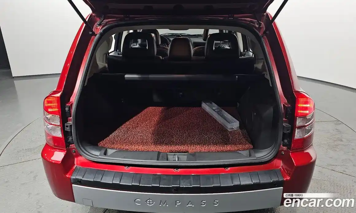 Jeep Compass 2009 2.4 Автомат в Москве № 169592, фото 4