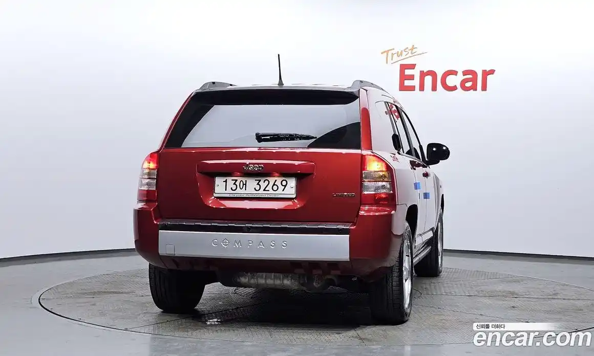 Jeep Compass 2009 2.4 Автомат в Москве № 169592, фото 7