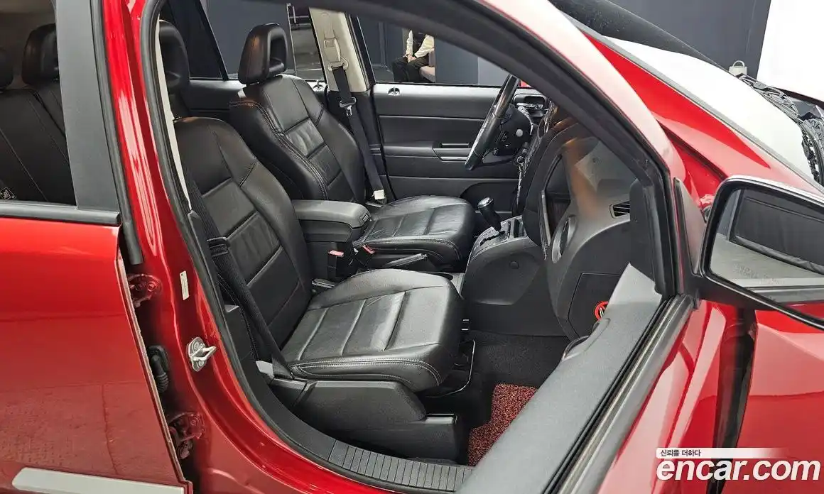 Jeep Compass 2009 2.4 Автомат в Москве № 169592, фото 8