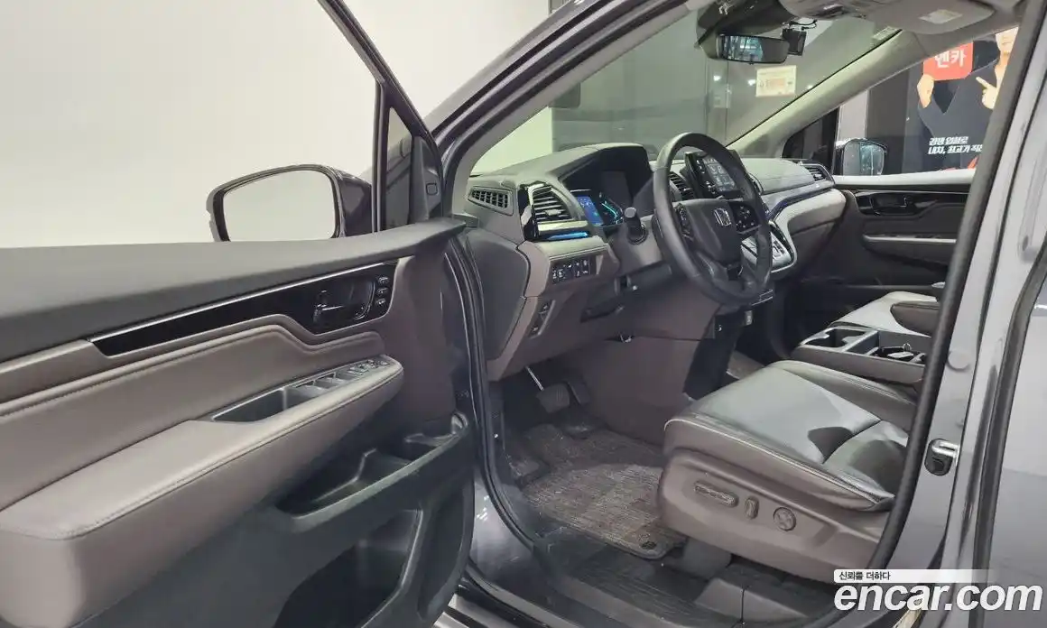 Honda Odyssey 2023 3.5 Автомат в Москве № 170431, фото 15