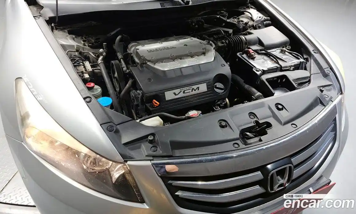 Honda Accord 2011 3.5 Автомат в Москве № 170679, фото 17