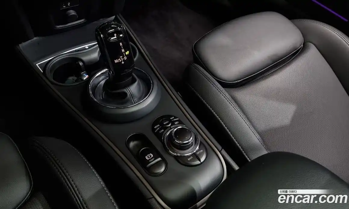 Mini Countryman 2023 1.5 Автомат в Москве № 172476, фото 17