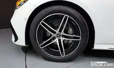 Mercedes-Benz E-Class 2025 2.0 Автомат в Москве № 173250, миниатюра 12