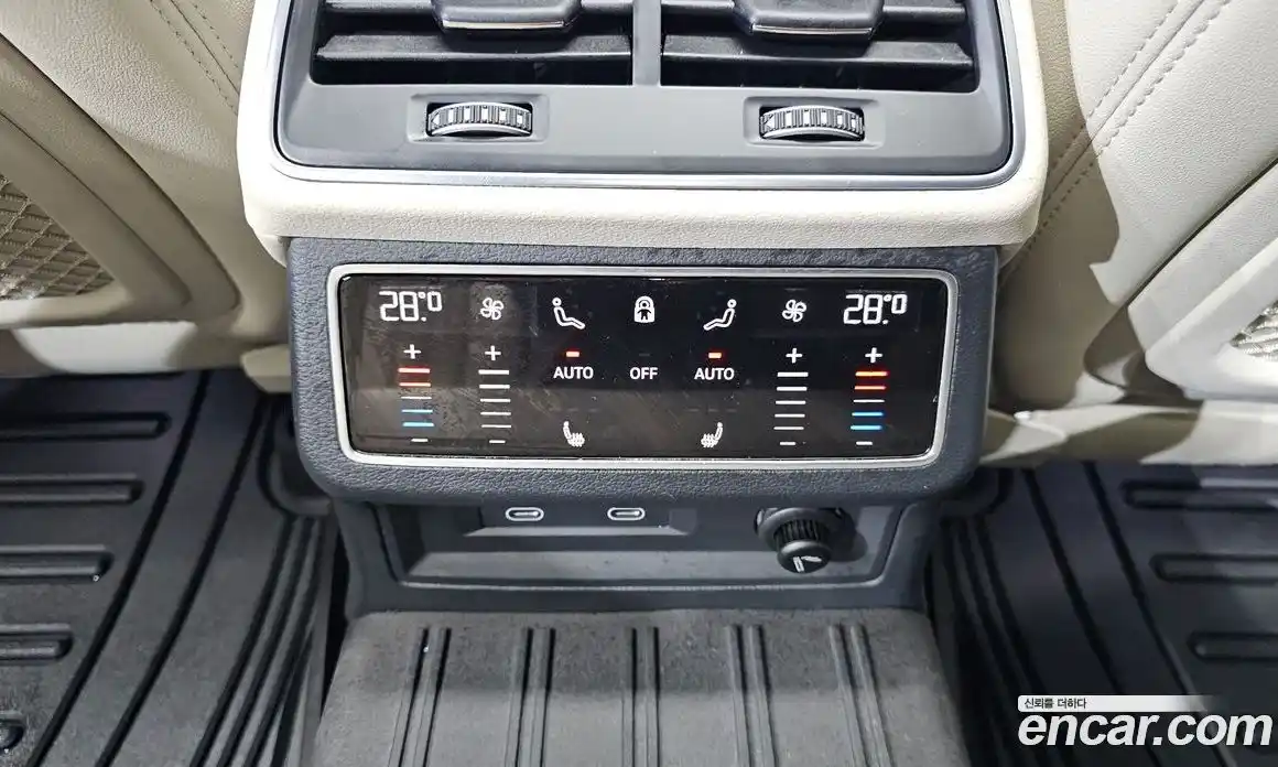 Audi A6 2023 2.0 Автомат в Москве № 176688, фото 11