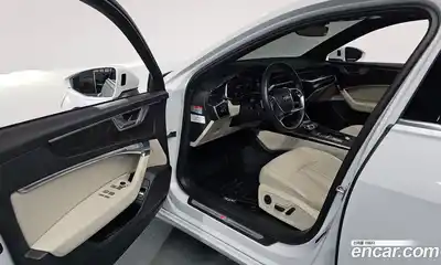 Audi A6 2023 2.0 Автомат в Москве № 176688, миниатюра 7